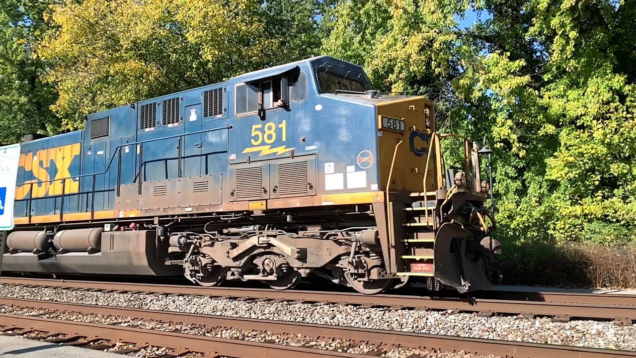 Longest train pulling 205 cars I've ever seen Harpers Ferry Train Station October 15th, 2022