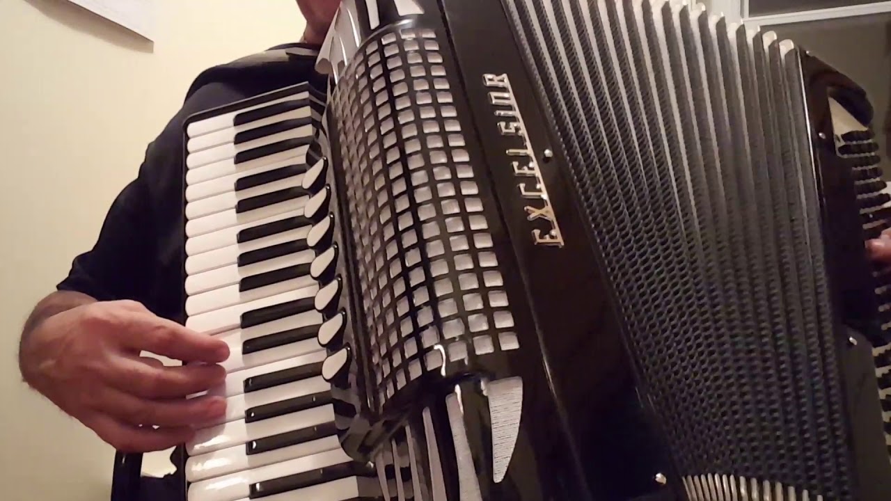 Dicitencello vuie - Fisarmonica- Accordion cover By Biagio Farina / Montreal