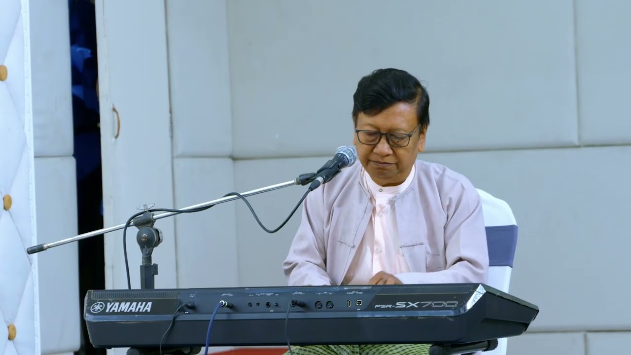 စန္ဒယားဦးကြည်လင် ဆိုထားတာလေး အရမ်းသဘောကျတယ်ဗျာ သီချင်းအမည်သိရင် မန့်ပေးပါဦး