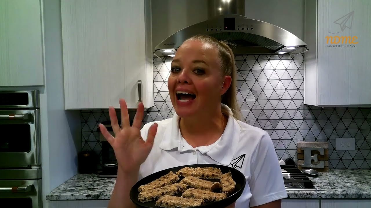 National Granola Bar Day! January 21st 2022