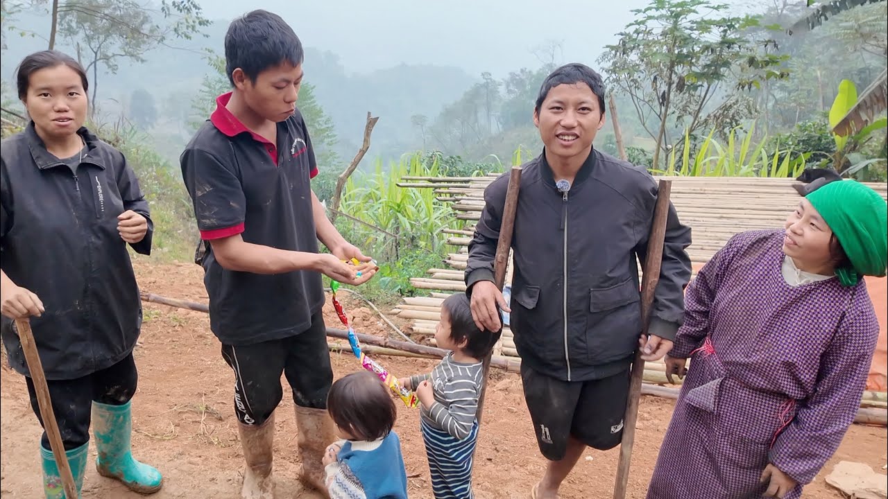 Thăm Sơn Trại Sính 1 Chân Bất Ngờ Phát Hiện Có Kẻ Rình Mò Định Bắt Trộm 2 Dê Lớn . Pheng Pheng Vlog