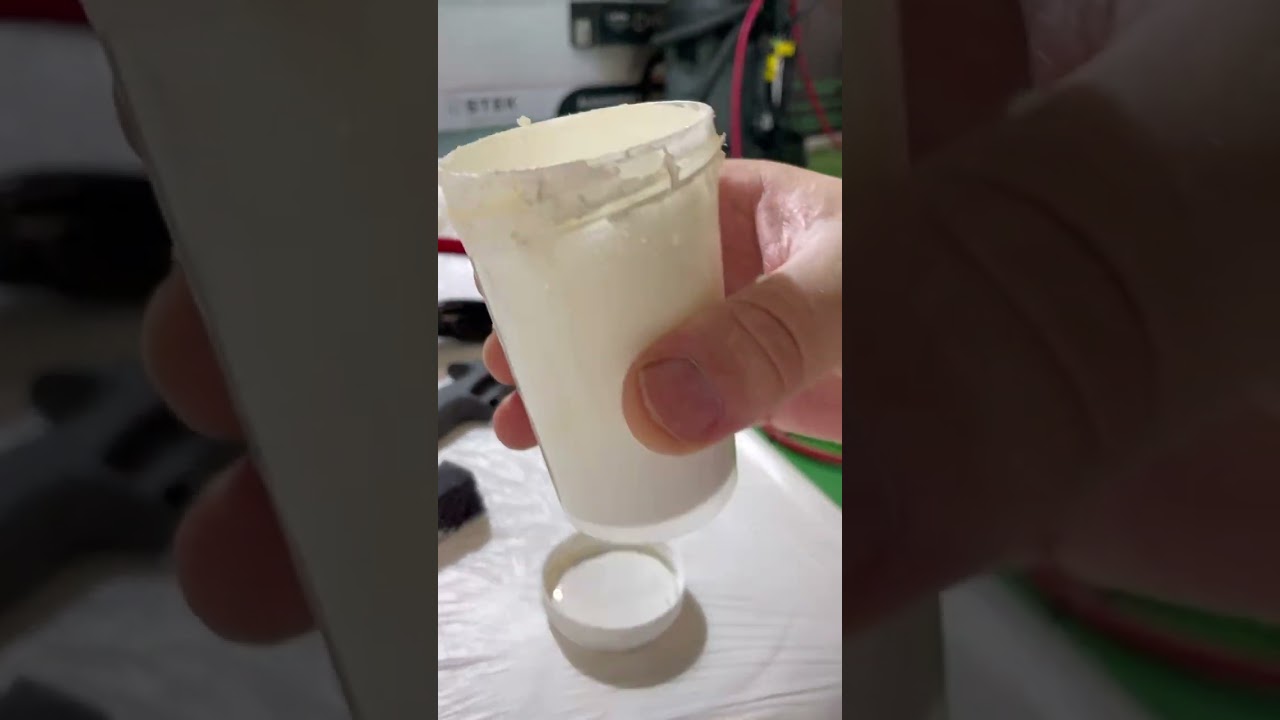 Come riverniciare un divano in pelle #cardetailing #detailing #carcare #divano #divani #vernice