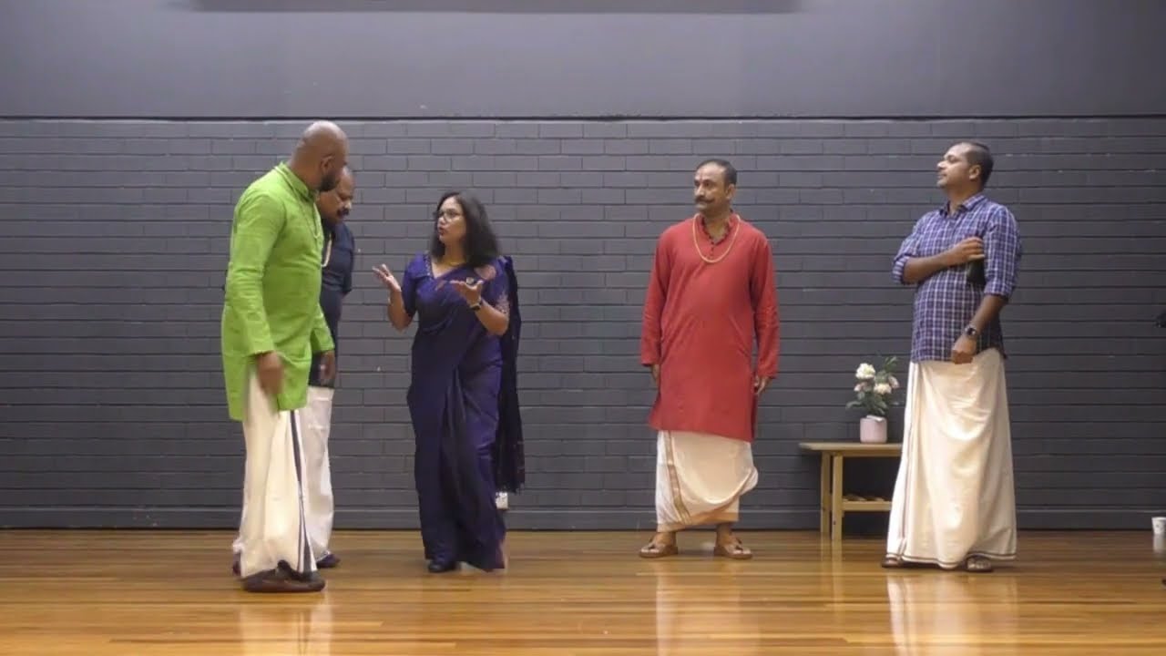 Bangali Chekkanum , Malayali Pennum..