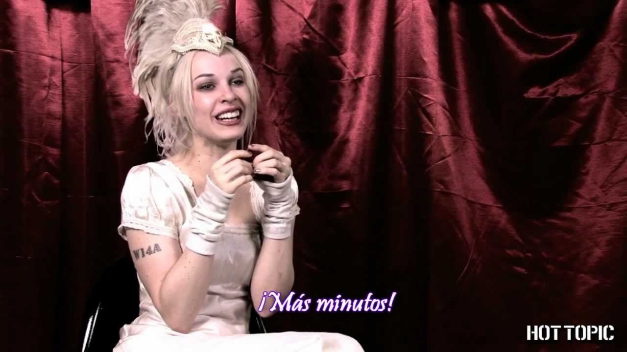 Hot Minute: Emilie Autumn [Subtitulado]
