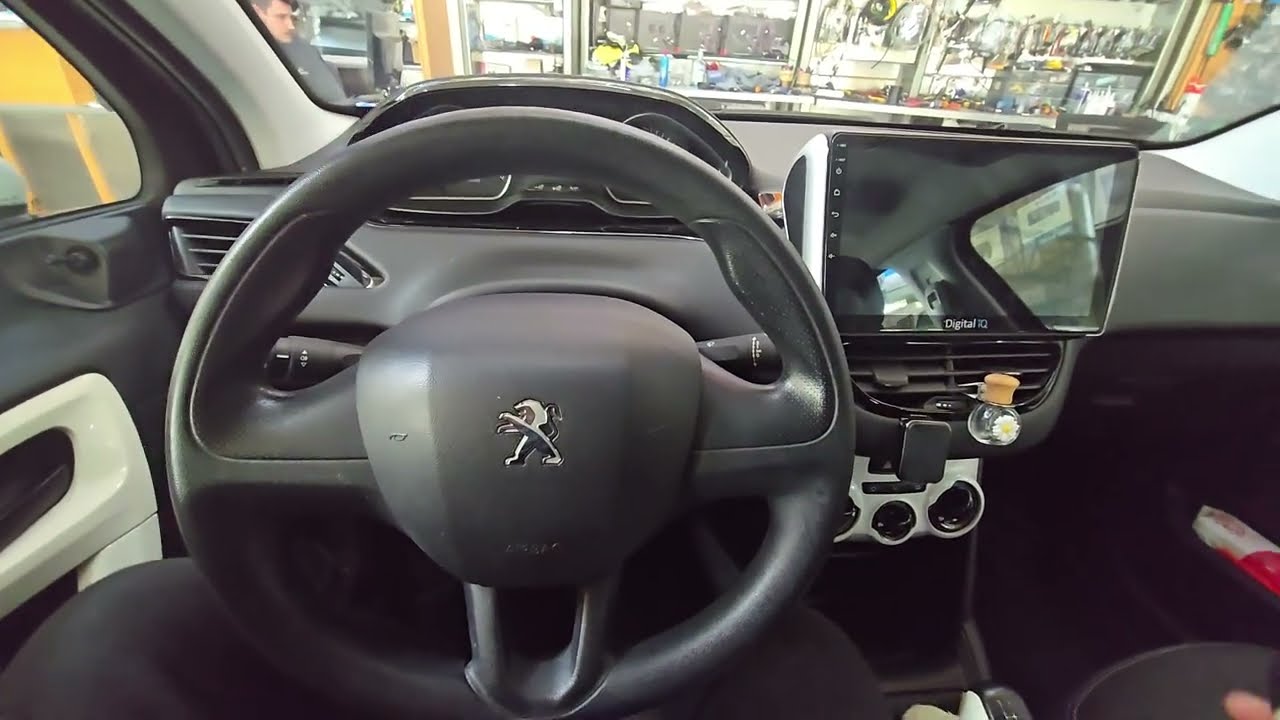 Άλλο ένα Peugeot 208 Ιταλικός συναγερμος Patrol line με  μπλοκάρισμα εκκίνησης  by dousissound