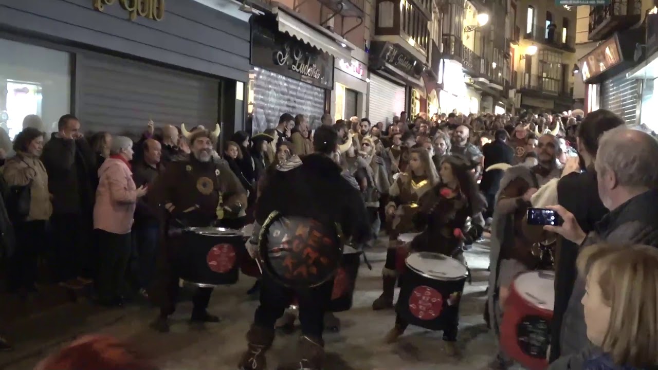 BATUKADA KEKUMKA  PASANDO POR CALLE COMERCIO CARNAVAL TOLEDO 2019