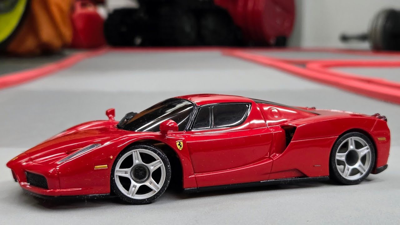 Mini Z Enzo MR04