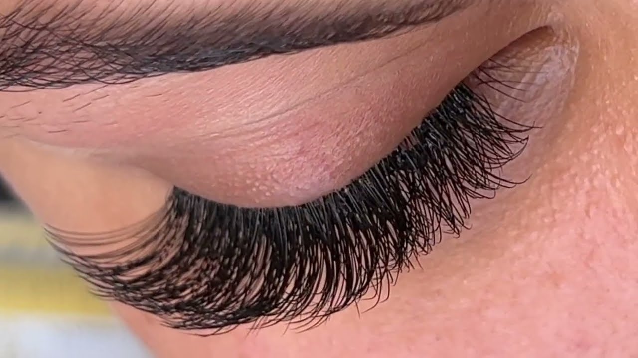 APLICAÇÃO DE CÍLIOS TUFOS DE OLHOS ABERTO✅