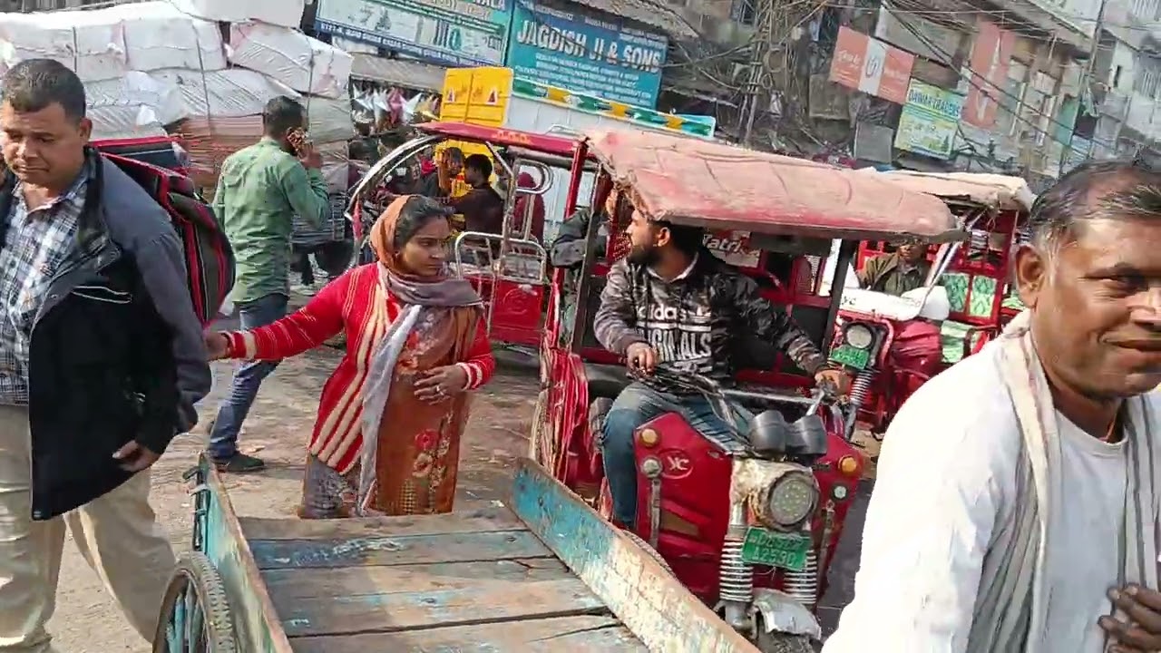 सदर बाजार दिल्ली में है हम भीड़भाड़ वाला इलाका इलाका