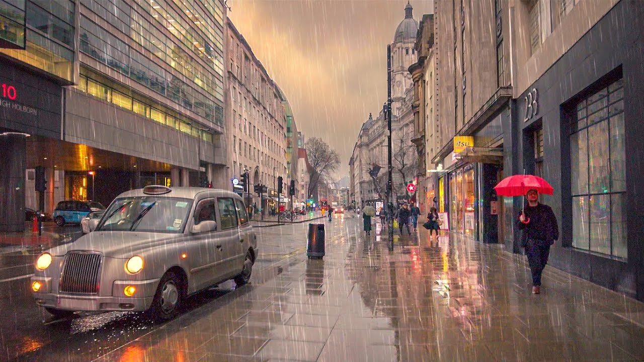 City of London ‘Saharan Dust Cloud’ Rainy Rush Hour Walk