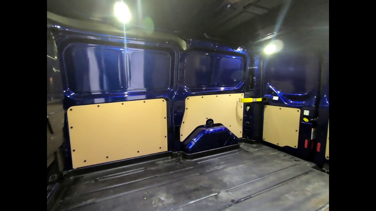 LR66RUH FORD TRANSIT CUSTOM TREND