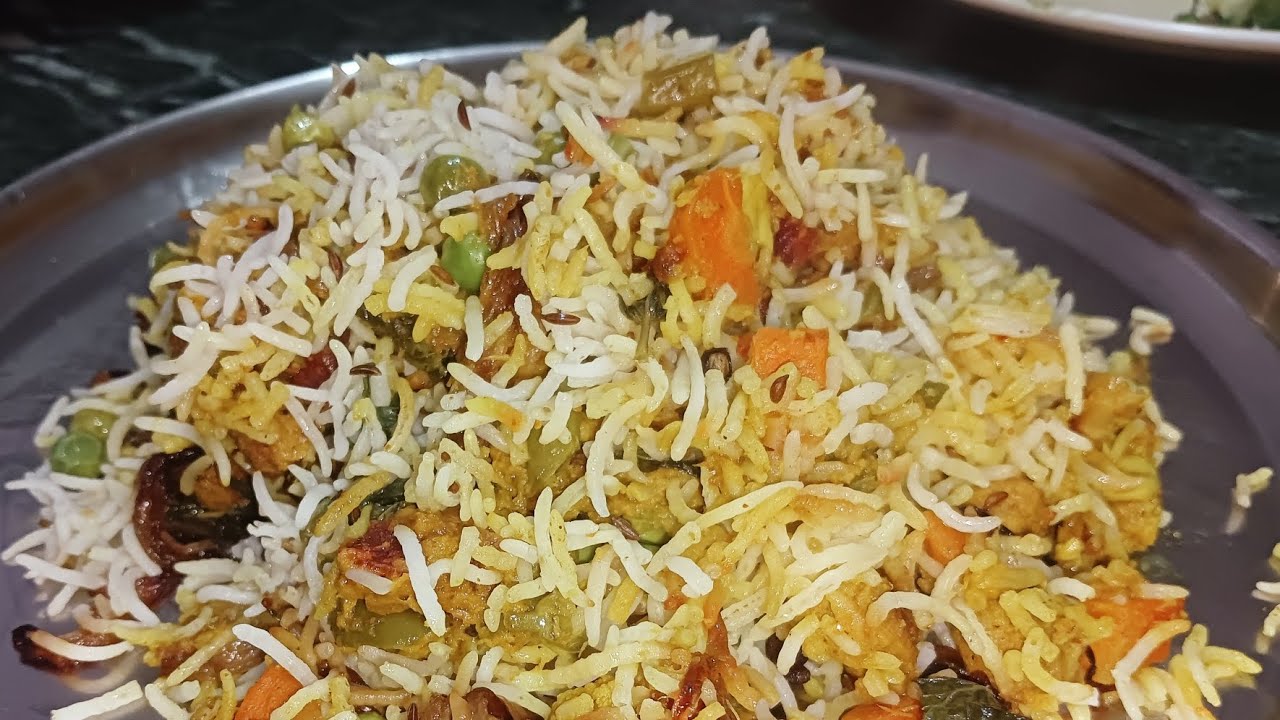 Bohut Kam Oil Re Baneili Vegetable Biryani..