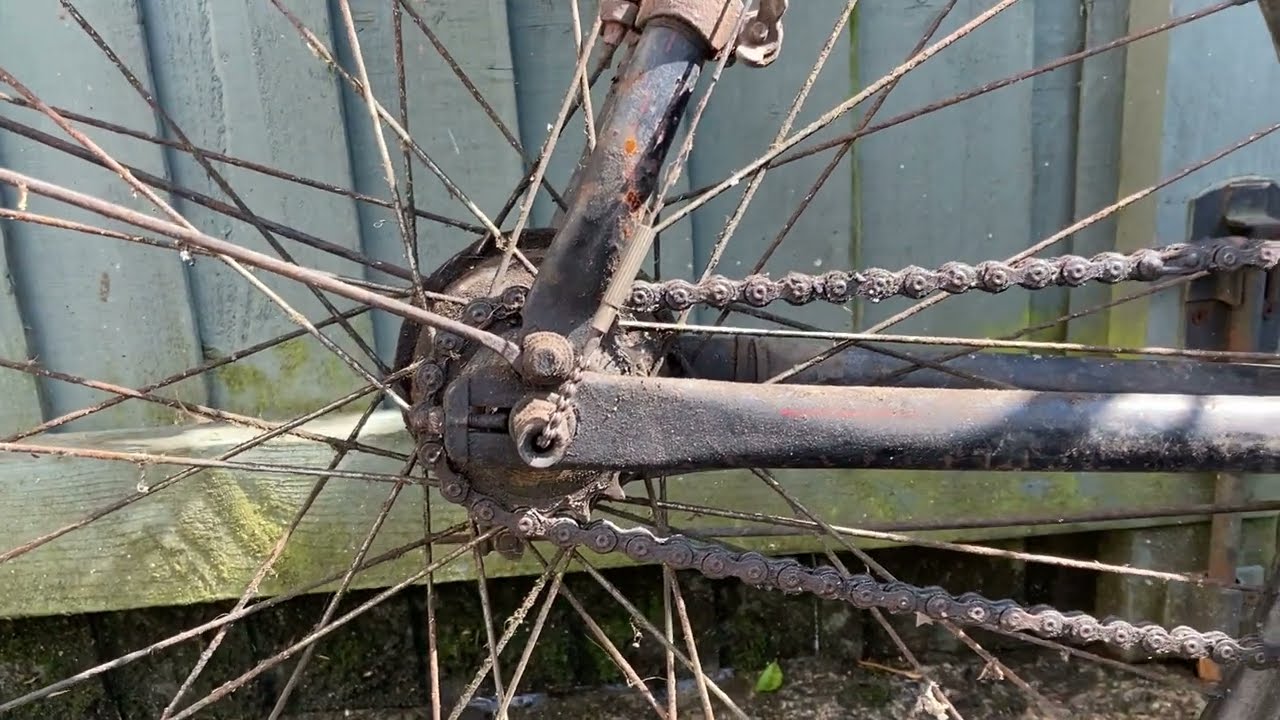 Pre-war Raleigh 3 speed field find! Part 1