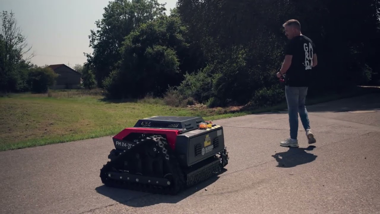 Kraft. Kontrolle. Präzision. Die Garuda RC70 Mähraupe