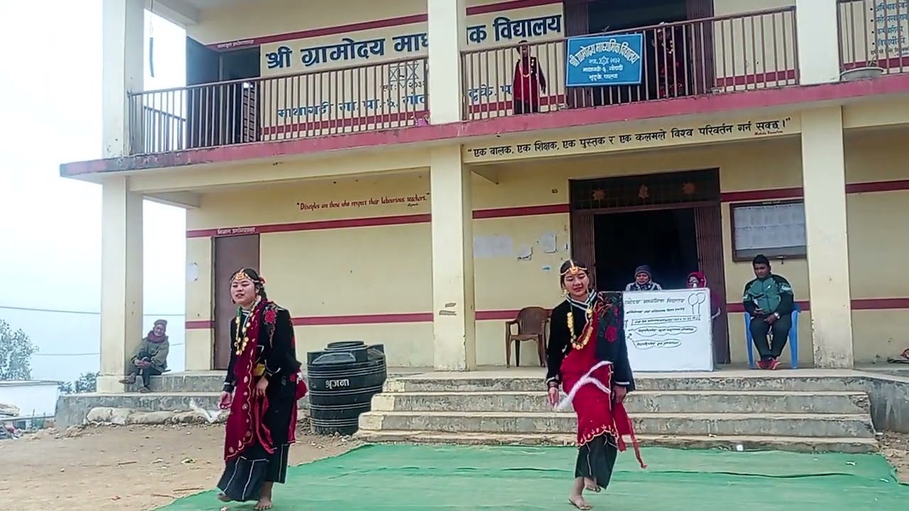 फसायौ नि मीठो बोलेर 💃💃