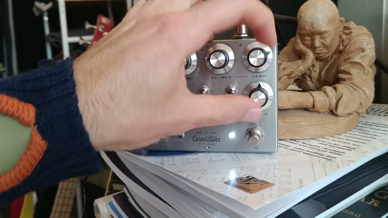 Turning all the knobs on the Cornerstone Gladio Double Preamp (demo)
