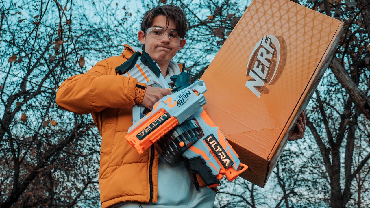 Огромный нёрф ультра бокс! Что внутри? // Дизмон