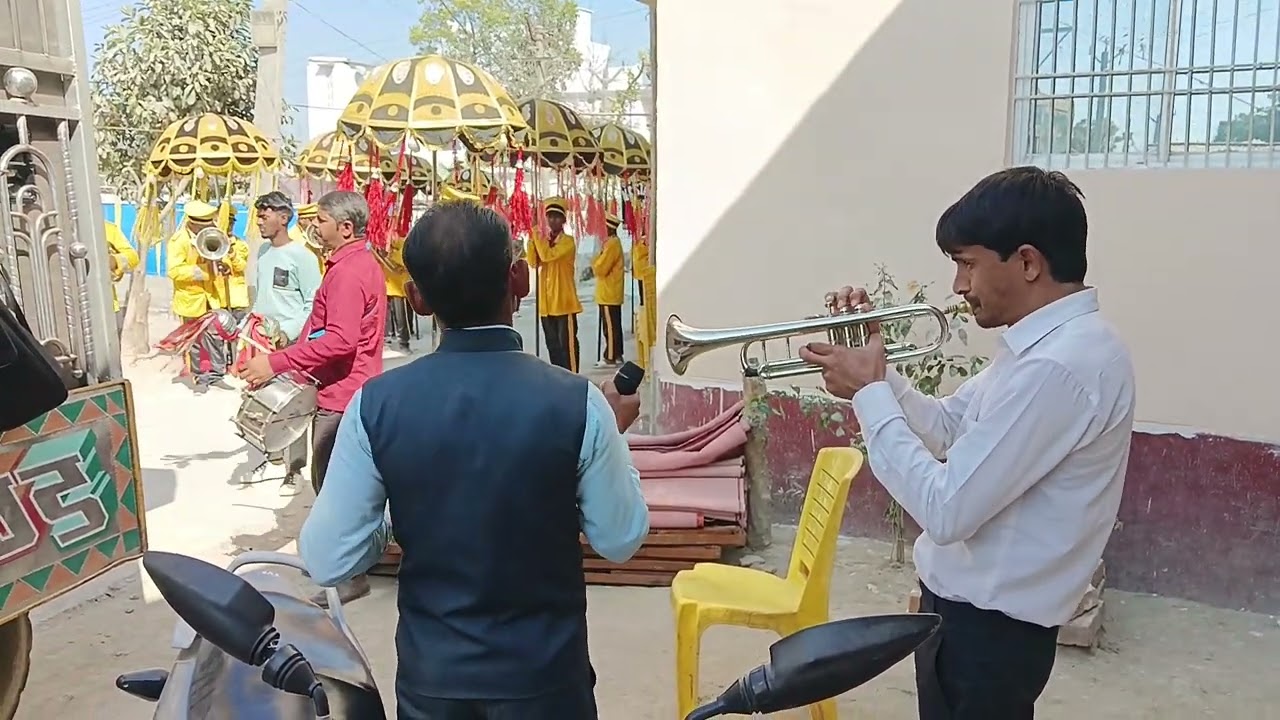 Old Mastana band Hajipur performance Armaan master hay sharmau kis kis ke manao mob.7654740618