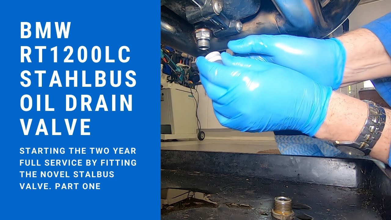 BMW RT1200LC fitting the Stahlbus Oil Drain Valve