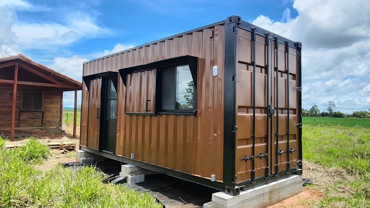 Container Studio Apartment delivered in Avar&eacute;/SP - Azul Containers