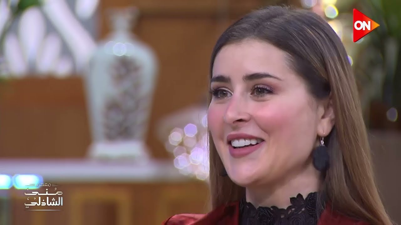 عائشة بن احمد بتهرب من الجواز ليه ؟
