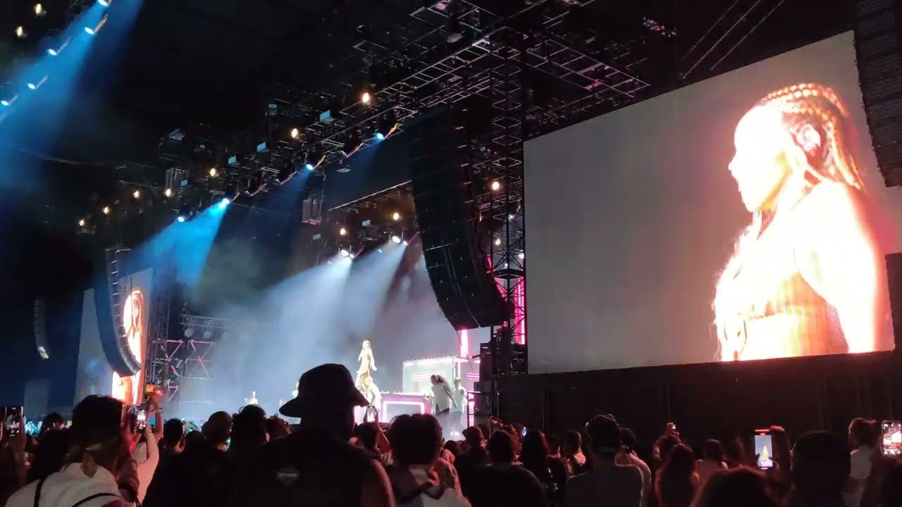 Tinashe - 2 On (Live at Coachella 2024 - Weekend 2, Day 1 4/19/24)