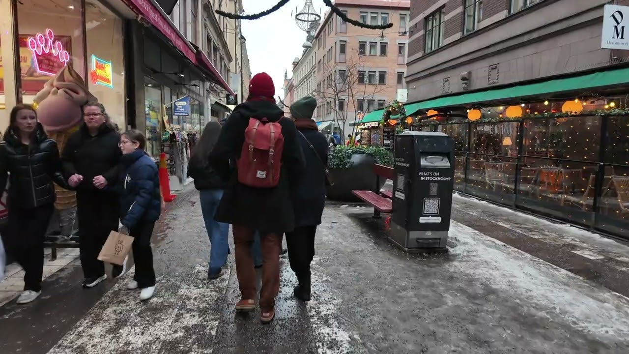 Stockholm City Centre Winter Walk ❄️🇸🇪 4K Snowy Streets & Nordic Atmosphere