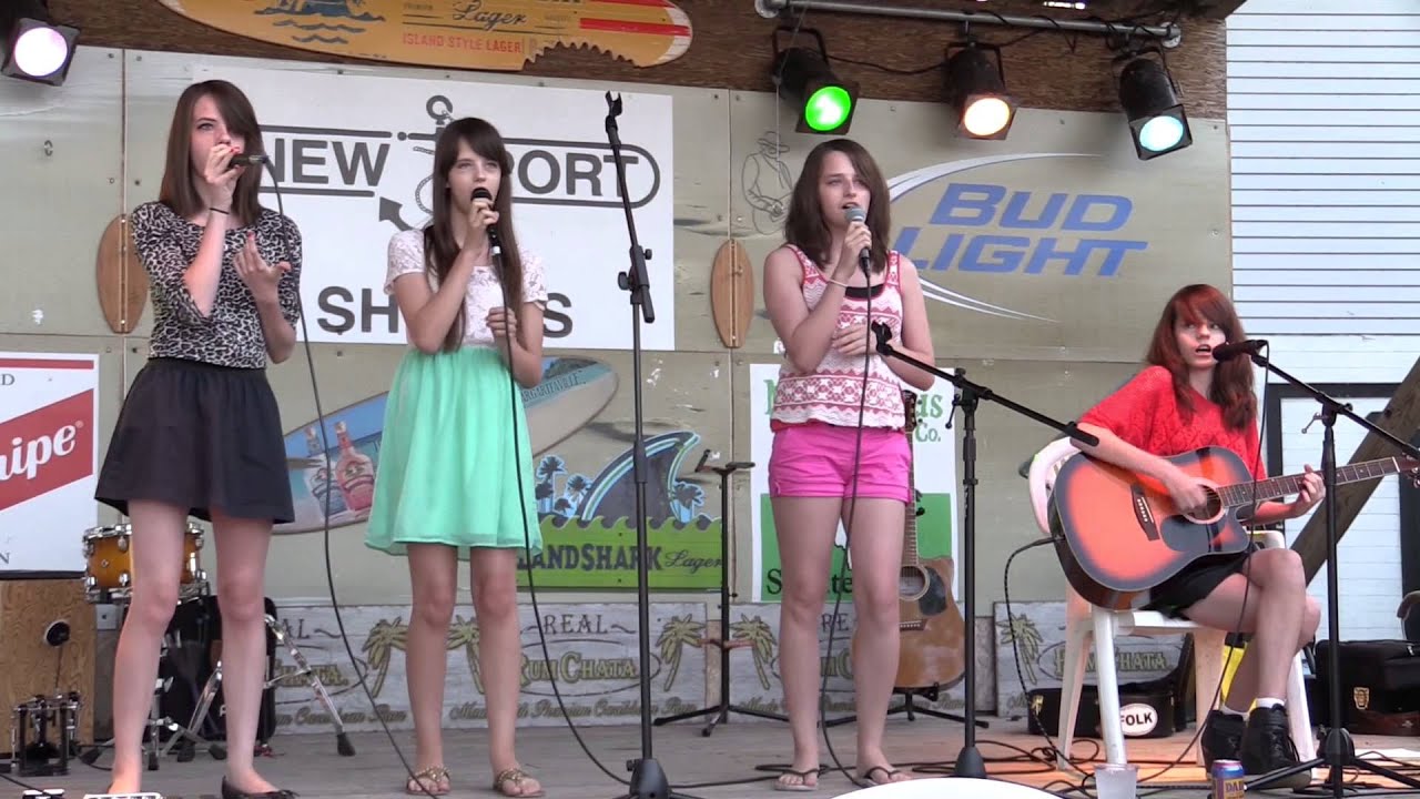 5 Seconds of Summer (5SOS) - She Looks So Perfect (Fourquints Cover)