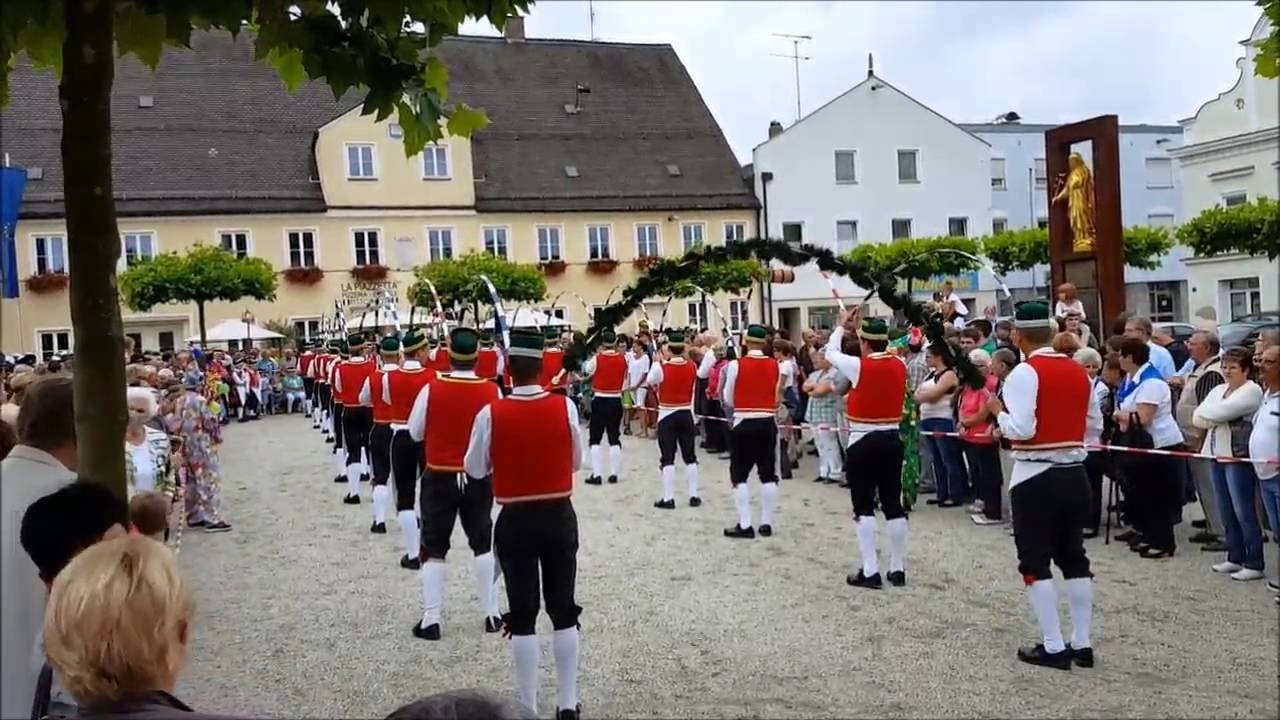 150 Jahre Schäfflertanz in Frontenhausen