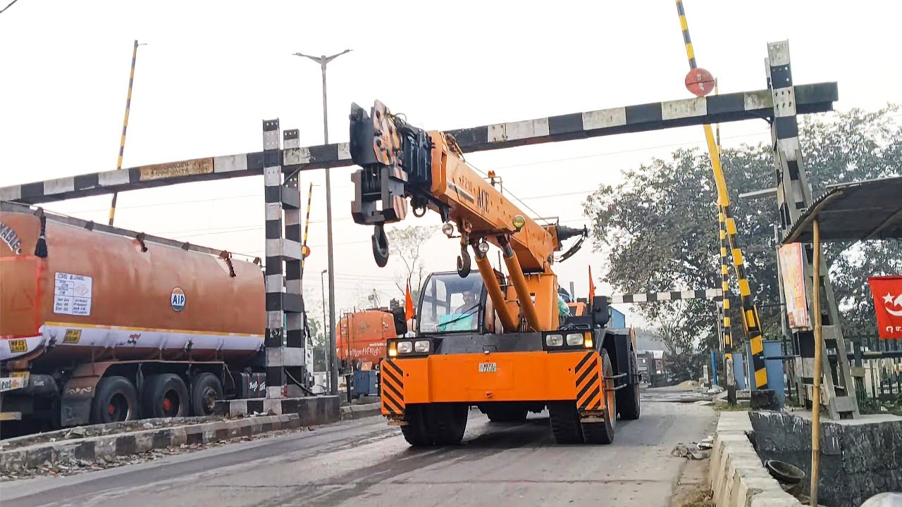 Indian 🇮🇳 Railgate Train crossing | Part-46 | High speed train crossing.
