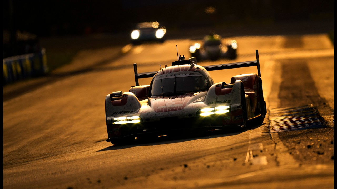 Treinando de GR.1 919 Hybrid em La Sarthe
