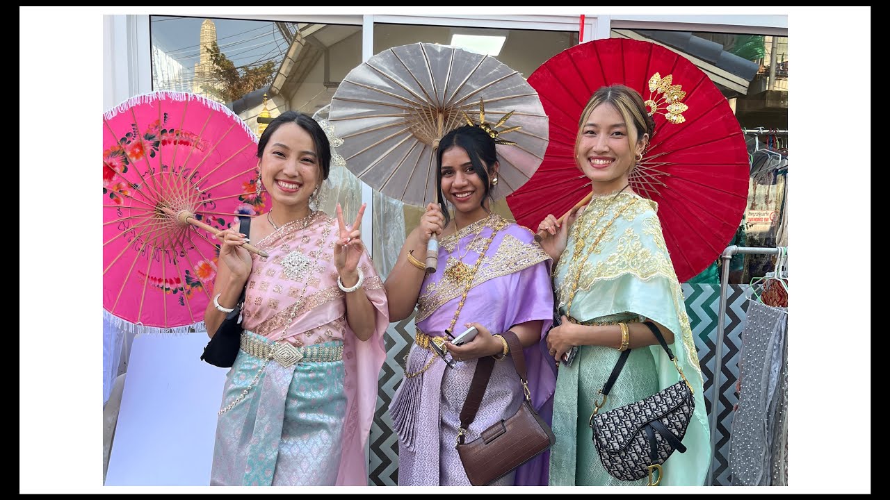 Wearing Thai Traditional dress || Wat arun Temple ||