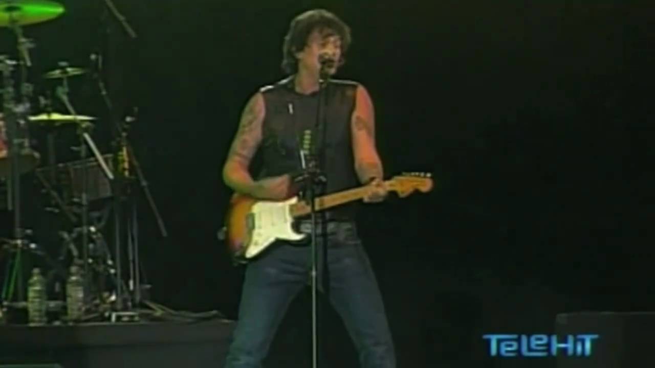 Jaguares - Detrás de los cerros (Vive Latino 2009)