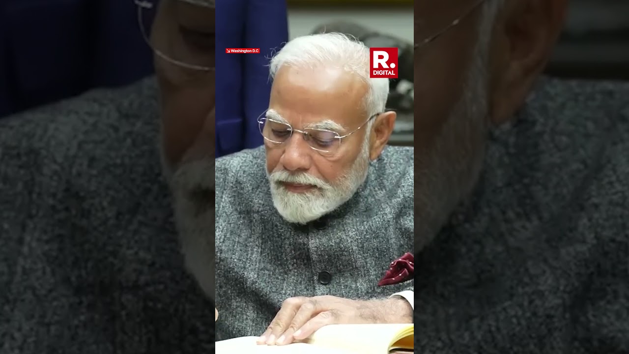 Watch: Donald Trump Pulls Chair For PM Modi, US President&rsquo;s Respectful Gesture Goes Viral