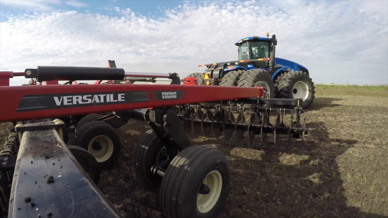 VERSATILE Viking Vertical Tillage 32'.Markusson New Holland,Canada.