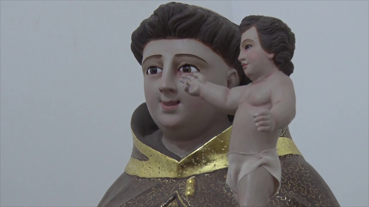 A preparação do andor do nosso Glorioso Santo Antônio