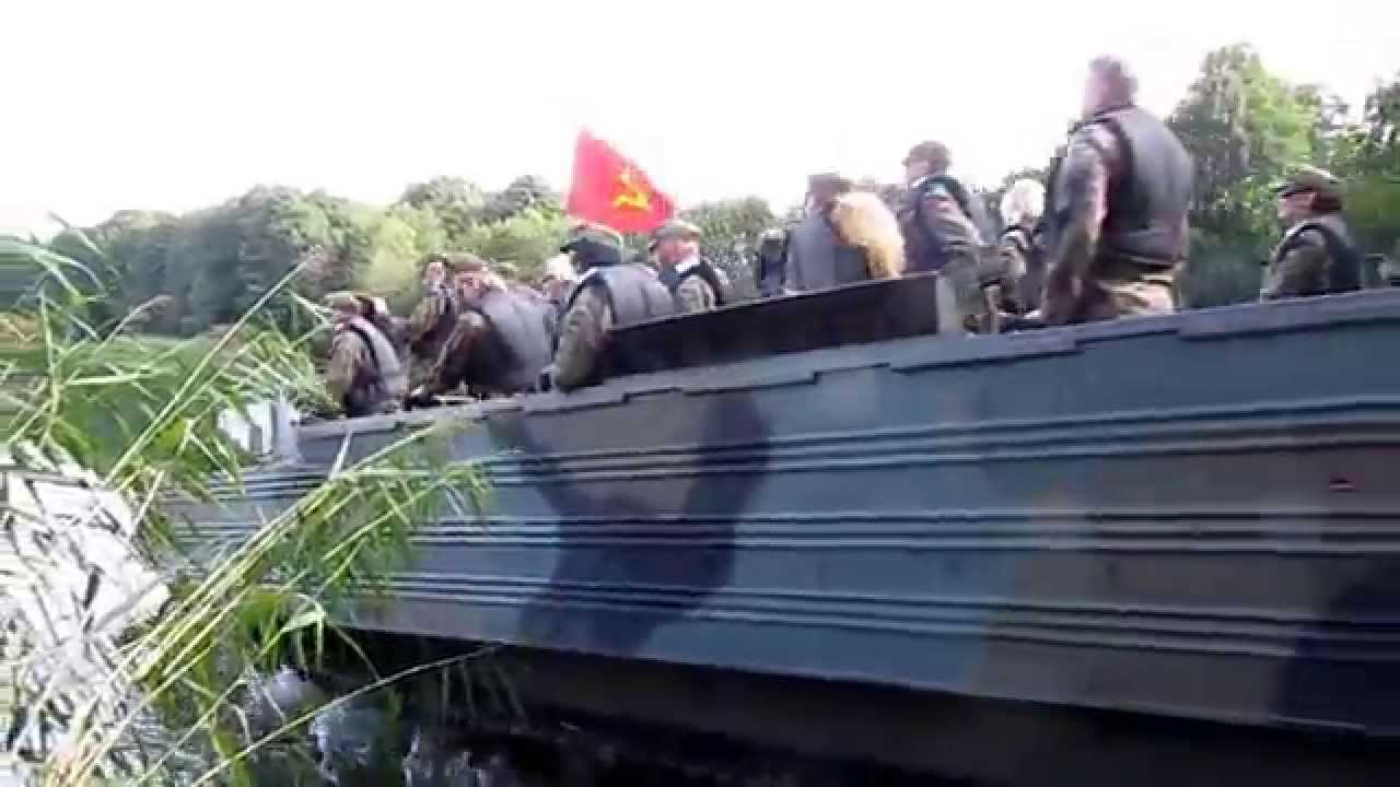 Borne Sulinowo PTS-M wjazd do wody www.MILITARNE-BORNE.pl