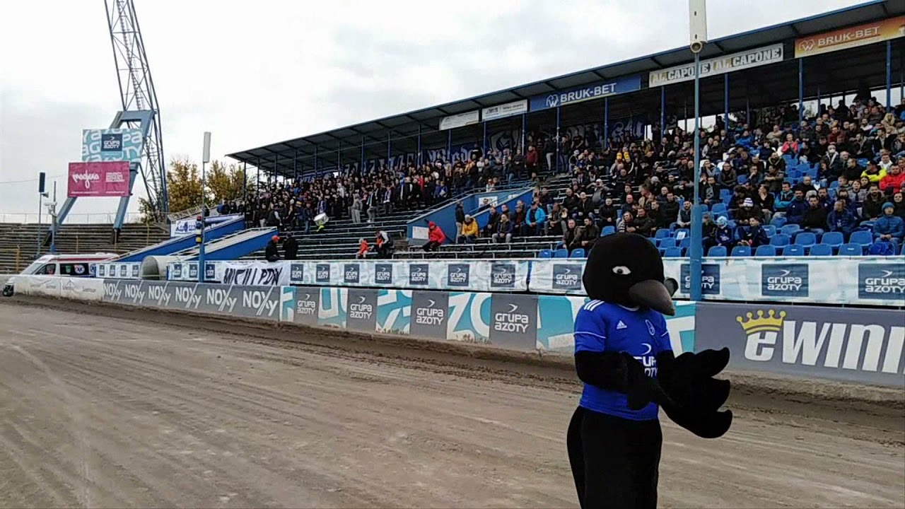 Elita Tarnowa / ZKS Unia Tarnów - Wisłoka Dębica 16.10.2021 (kibice)