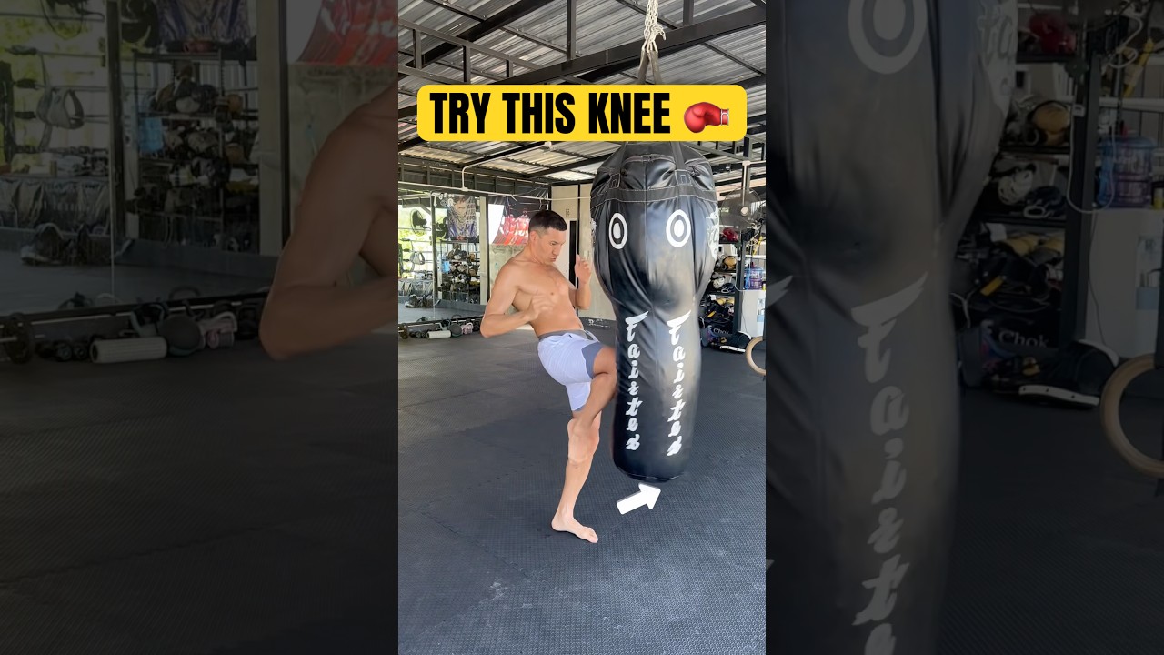 Try this knee blow 🥊 #muaythai #mma #martialarts #training #kickboxing
