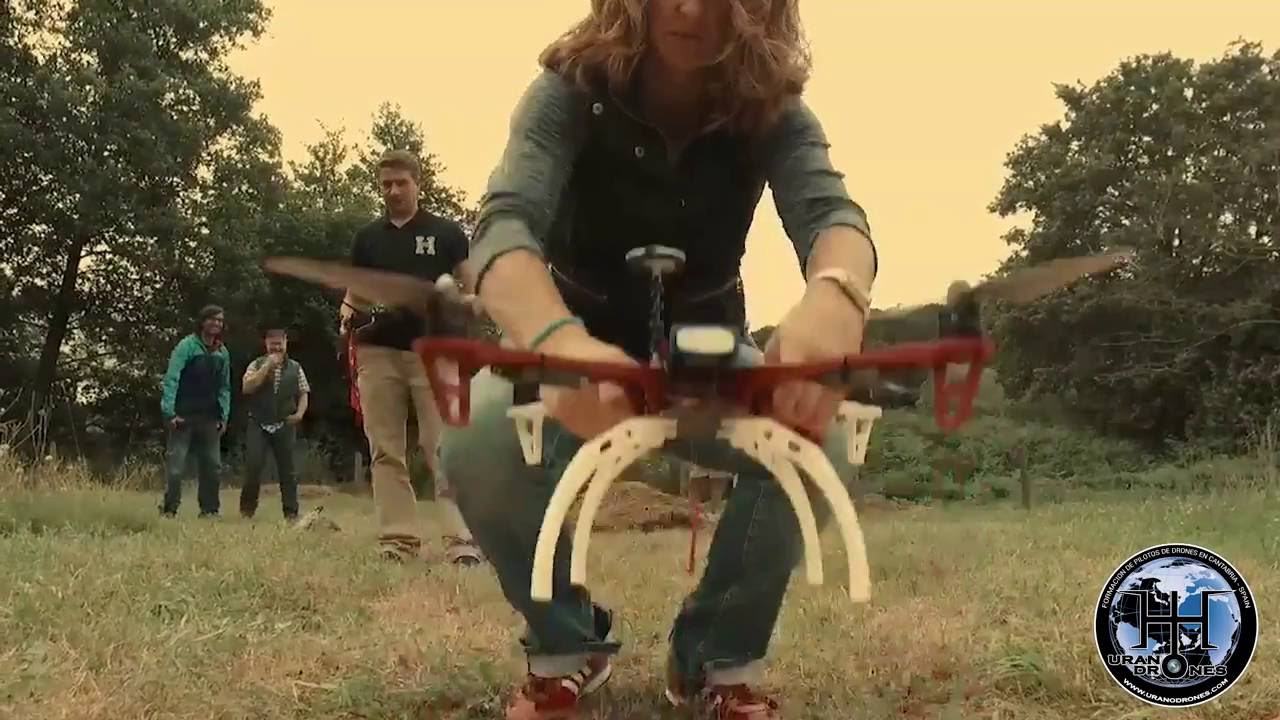 Tercera Promocion de Pilotos Profesionales de Drones Urano Drones Cantabria