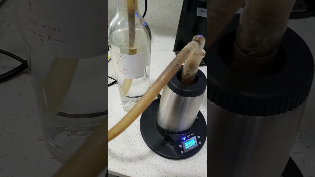 Arizer V-Tower Vaporizer Water Bottle Filter Kush Flower Vaping Demonstration