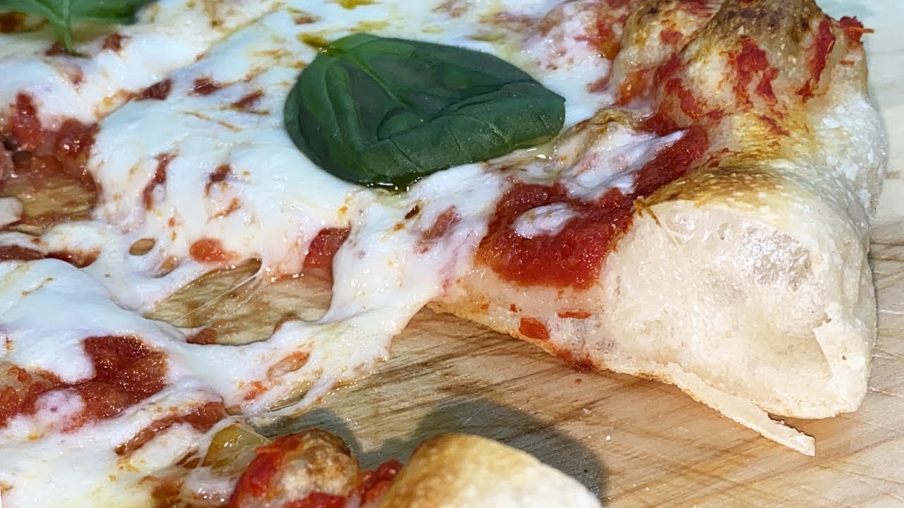 PIZZA COTTURA PADELLA GRILL CON ACQUA GHIACCIATA NELL'IMPASTO | Carlo Gaiano