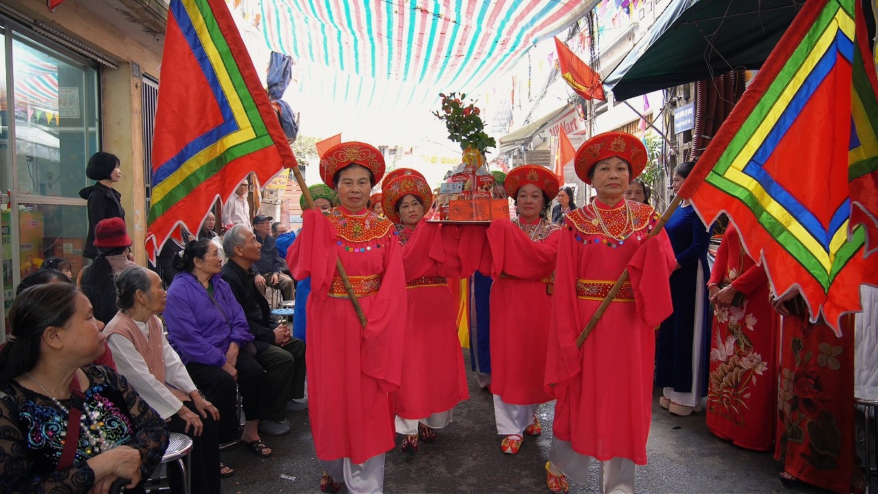 Lễ Dâng Hương tại Miếu Quan Hoa Cầu Giấy Hà Nội