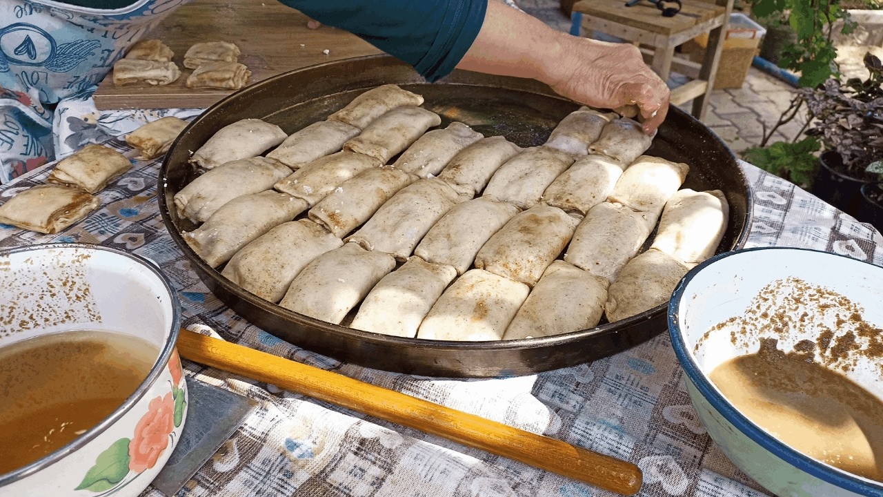 GELENEKSEL PEYNİRLİ AFYON BÜKMESİ TARİFİ 😋 USTALAR TARİFİNİ İSTEDİ 😲
