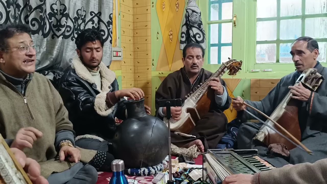 @soz-e-turaab  Singer Gulzar Mir Kalam e Farooq Pushwari