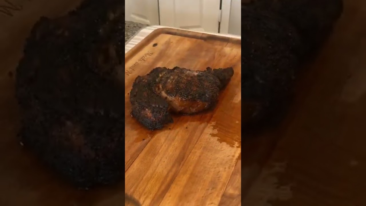 Stayed tuned vegetarians. 😁 #grabeminthebrisket #vegetarian #carnivore #steak #bbqporn