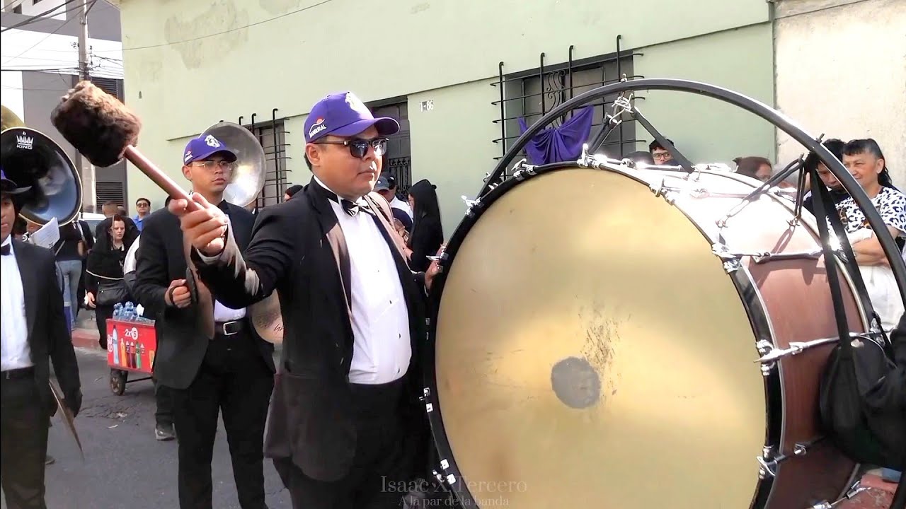Marcha fúnebre: LOS TRES CLAVOS - Brigido Porras || Miercoles Santo del Rescate 2025