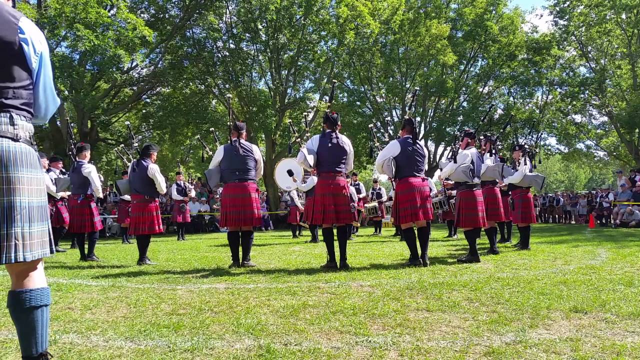Toronto Police Pipe Band - Maxville 2016 - Medley