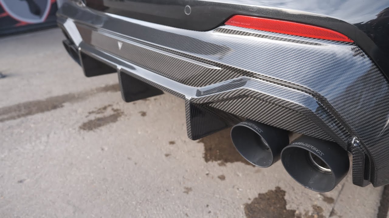 Звук выхлопной системы Milltek до и после установки на BMW M 135i в Black Stag Styling.