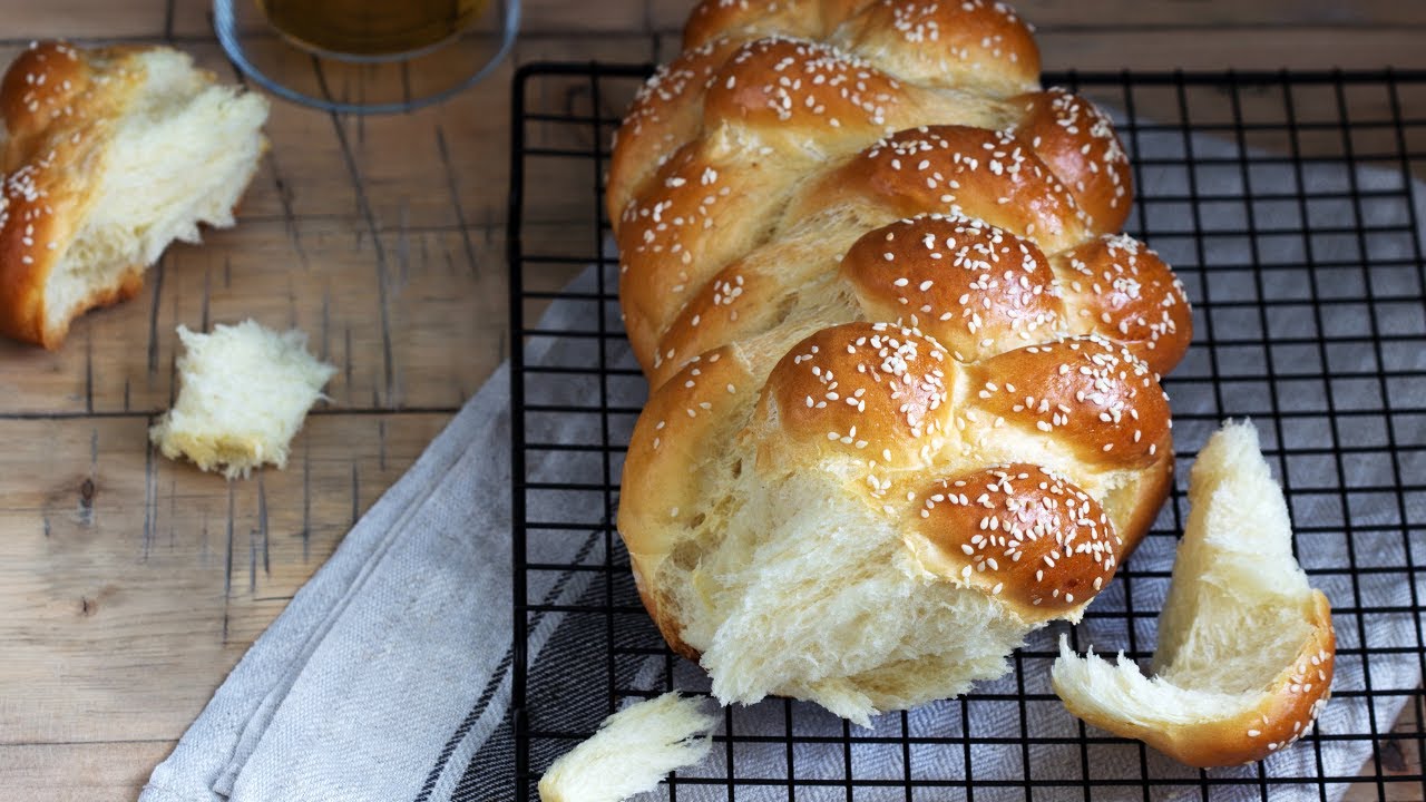 HOW TO MAKE CHALLAH BREAD || EASY CHALLAH BREAD || BEST BRAIDED BREAD || BRAIDING CHALLAH 12 STRANDS